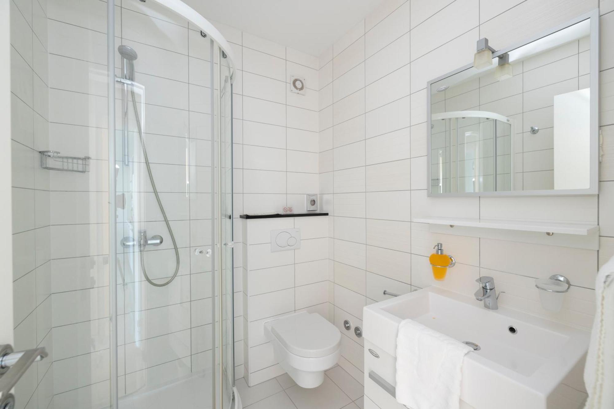 Apartment 3m